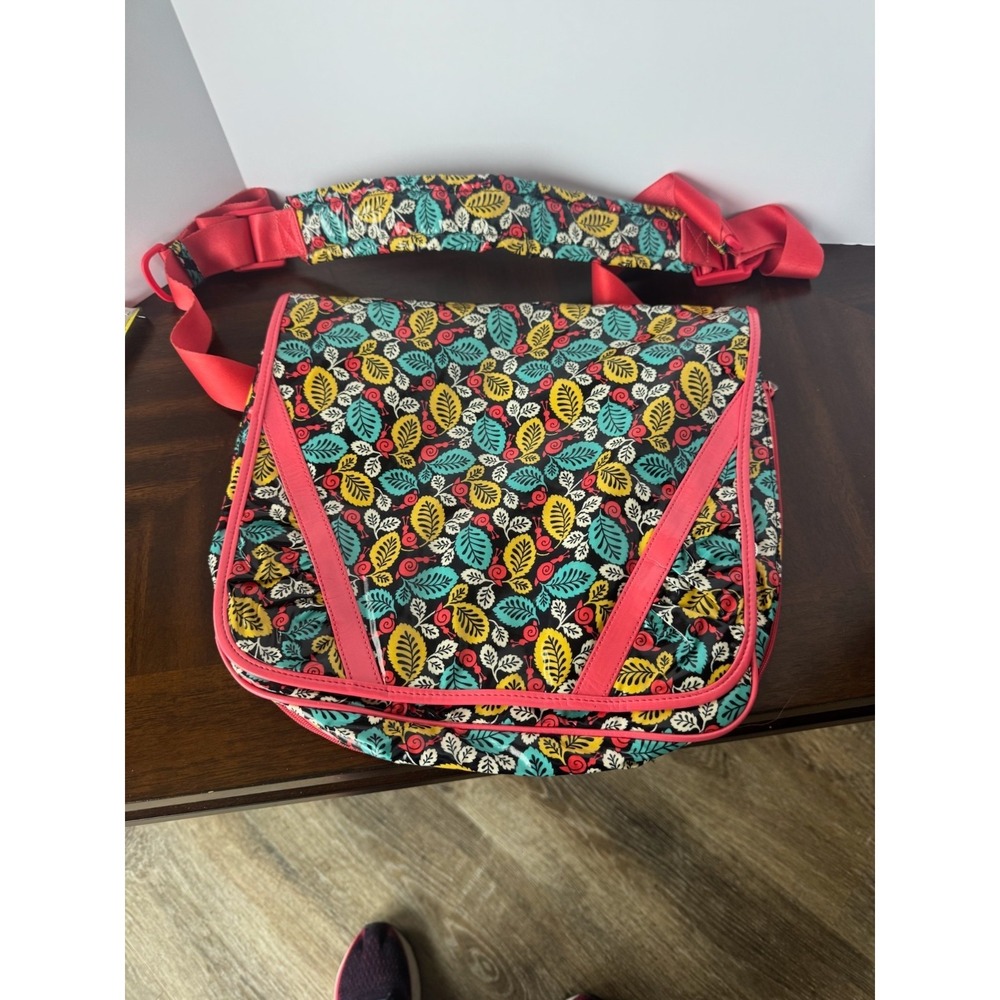 Vera Bradley Laminated Messenger Bag Snail Leaf‎ Print Crossbody Laptop Bag
